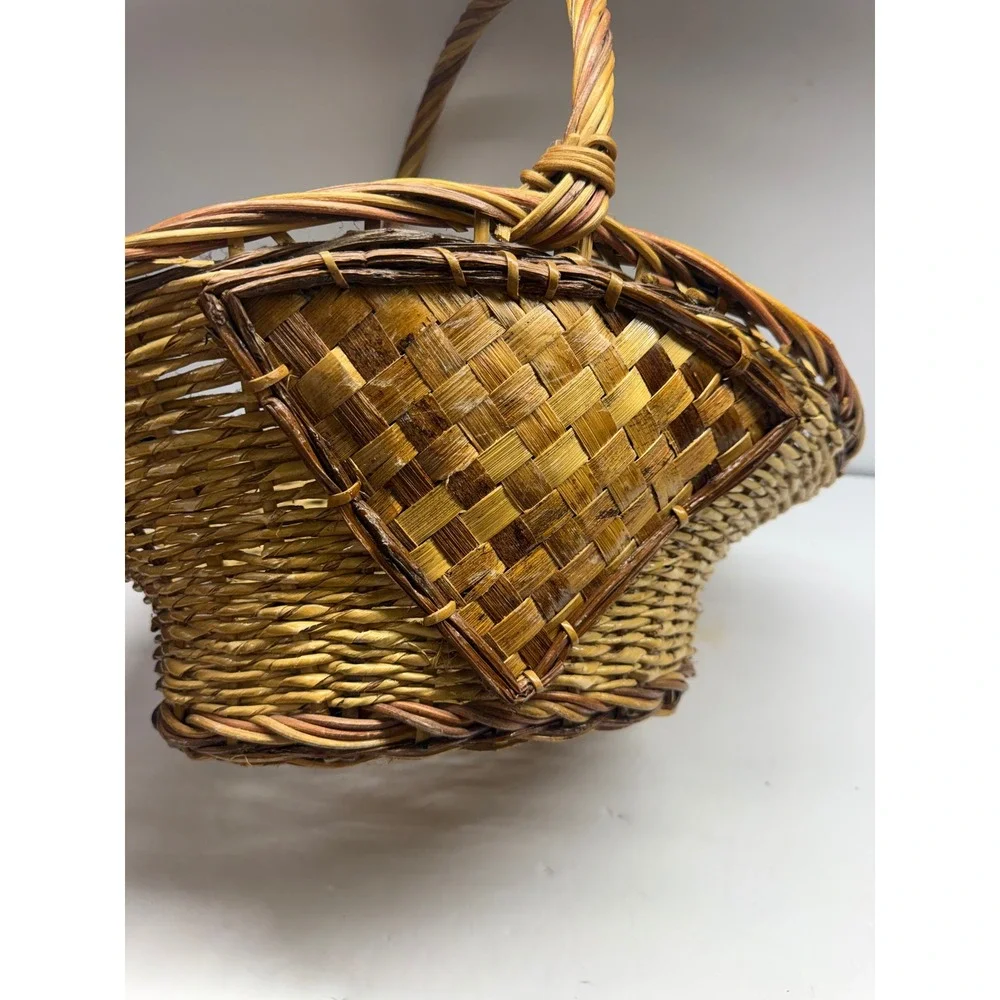Vintage Wicker Boat Basket Woven Wood Handle Diamond Side Panels Brown Tan